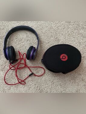 Beats By Dr Dre Headphones with Carry Case - Purple and Red